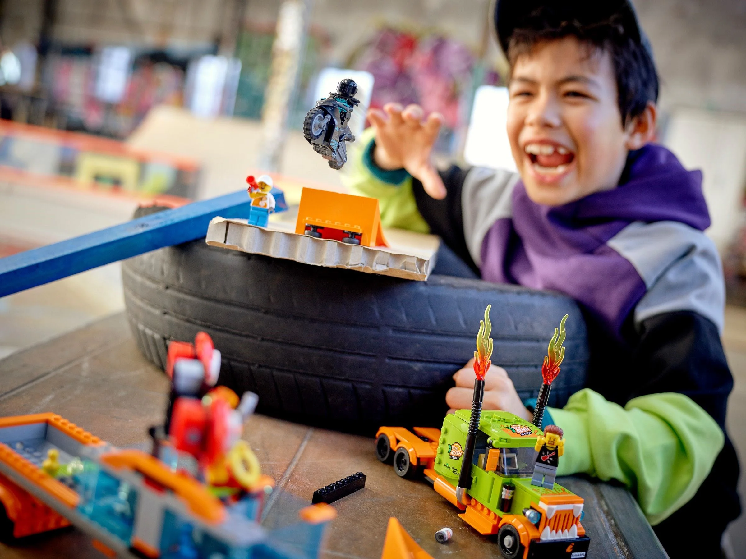 Specialities: Truck stunts 乐高 LEGO 60294 image 3