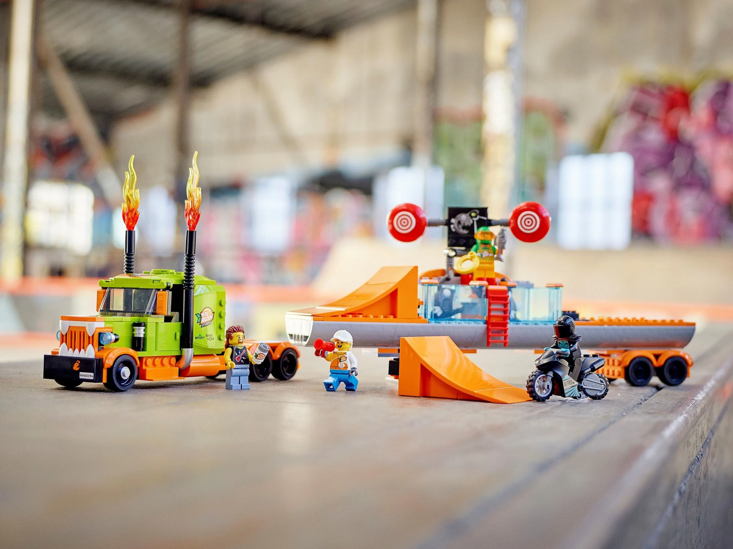 Specialities: Truck stunts 乐高 LEGO 60294 image 5