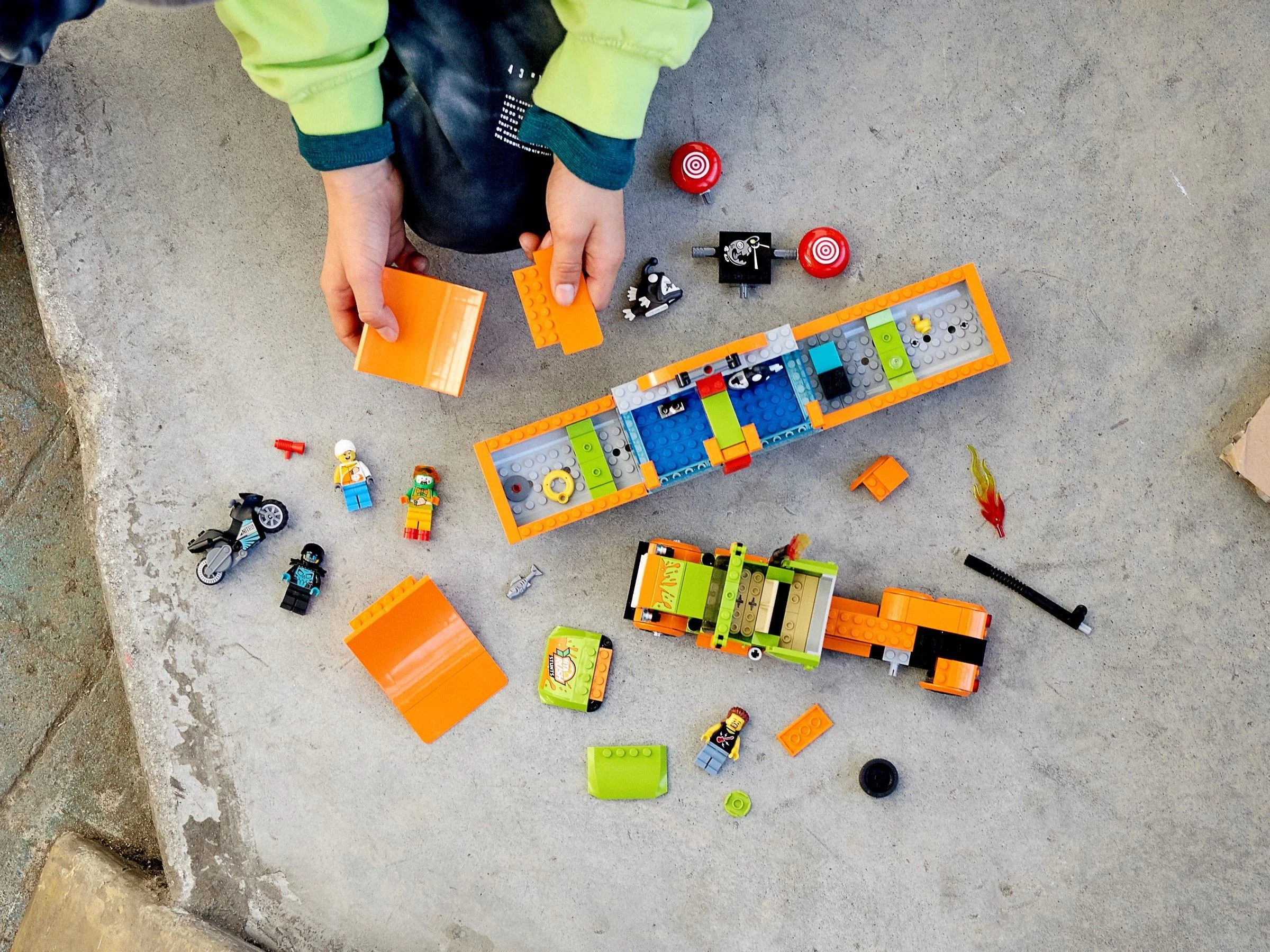 Specialities: Truck stunts 乐高 LEGO 60294 image 13