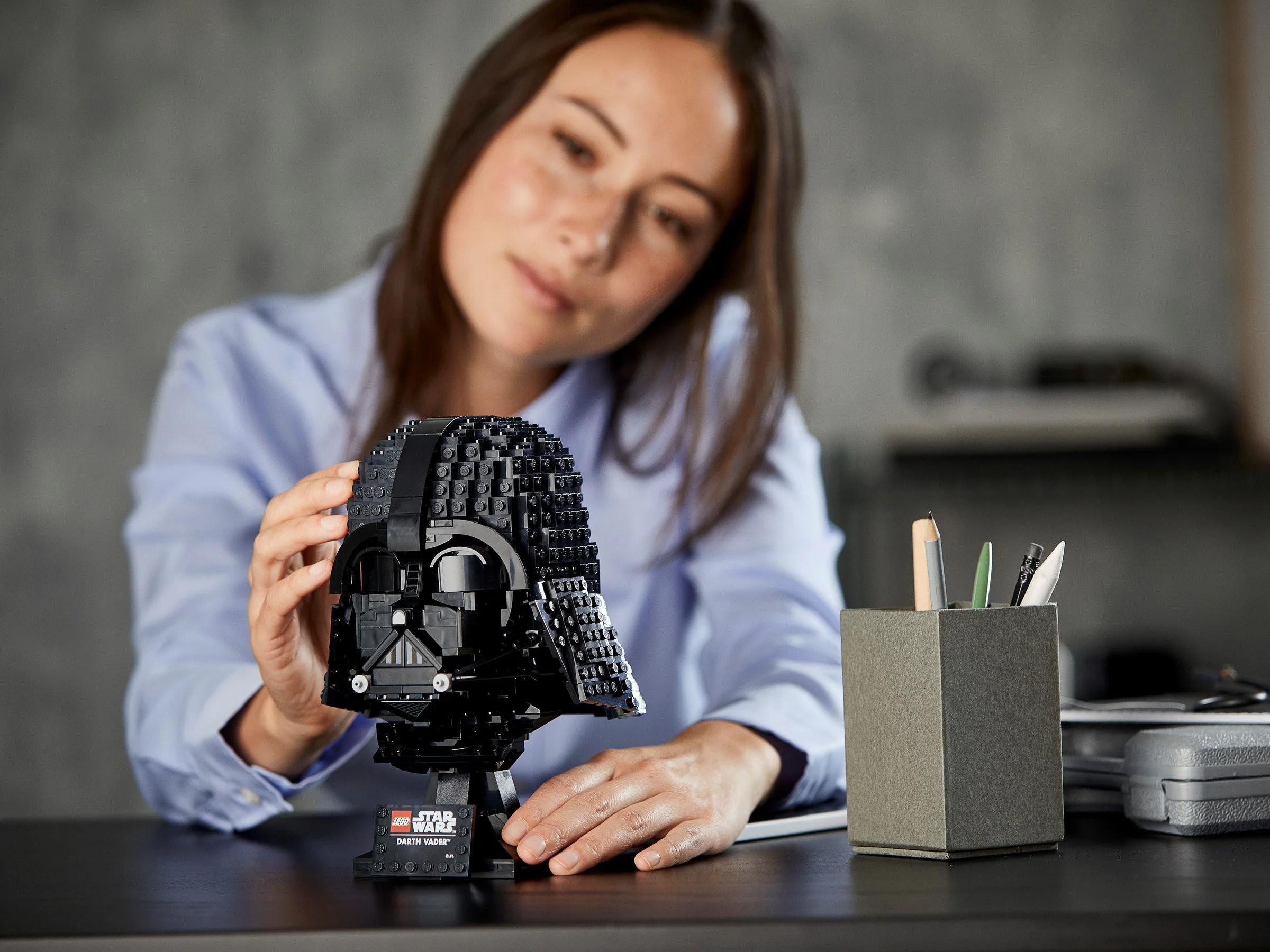 Darth Vidal's head is a sculpture 乐高 LEGO 75304 image 2