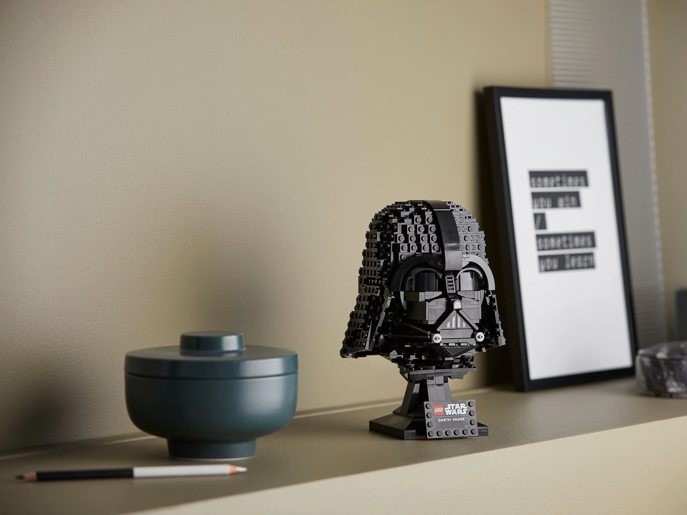 Darth Vidal's head is a sculpture 乐高 LEGO 75304 image 6