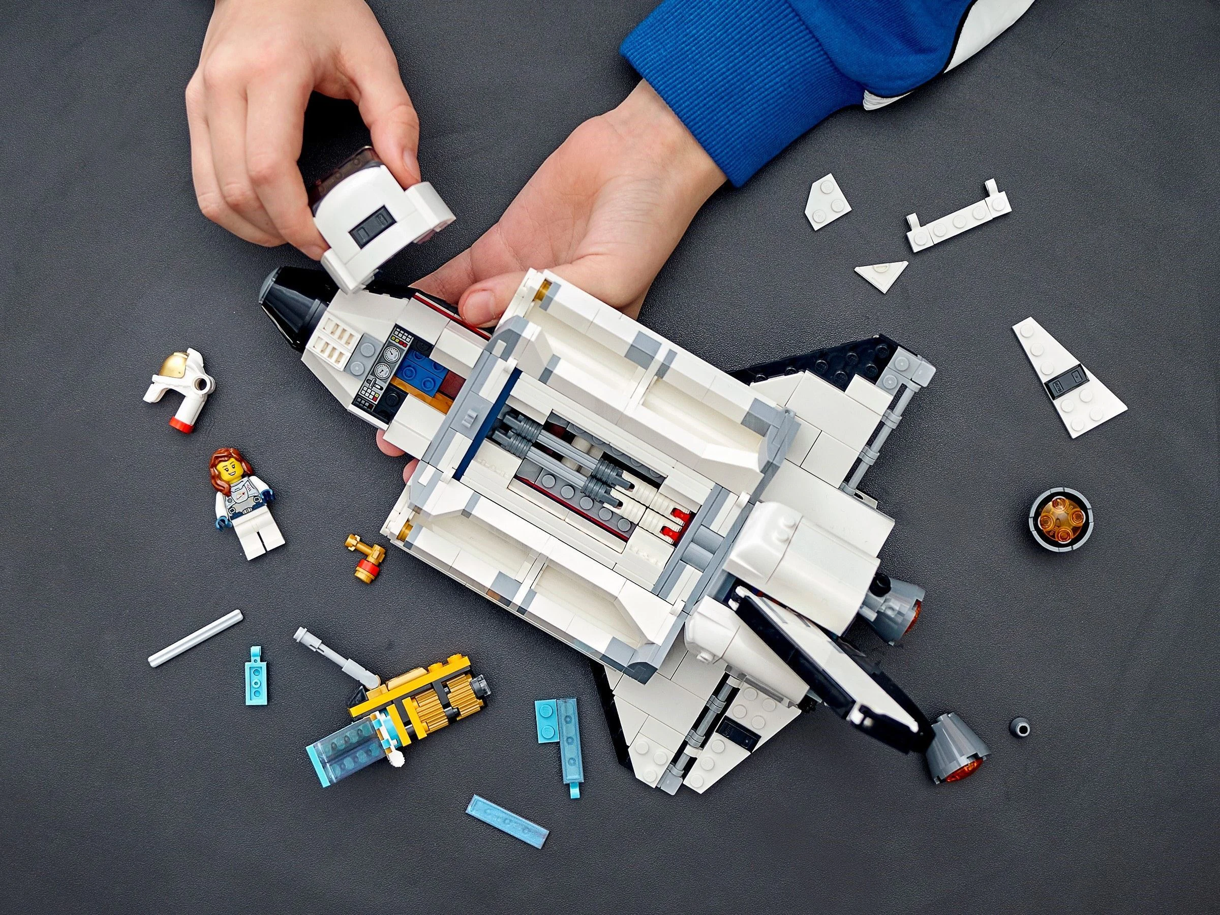 Space Shuttle expedition 乐高 LEGO 31117 image 6