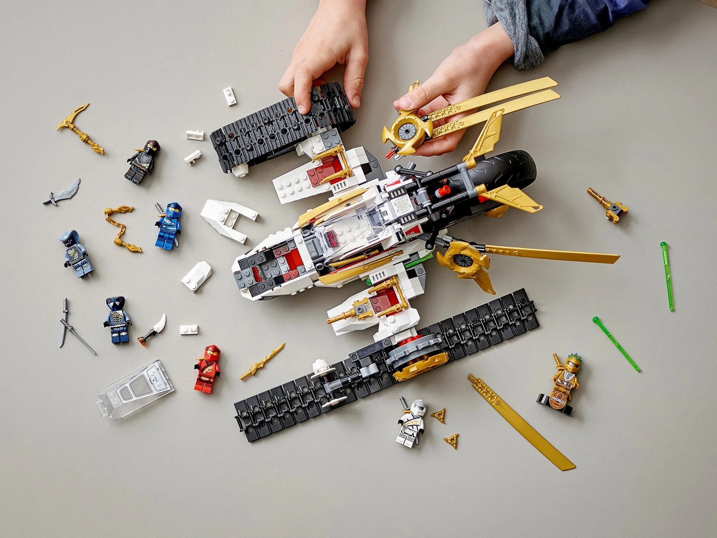 "Hyper-Speed Pursuit Tank: Legacy" 60081 image 4