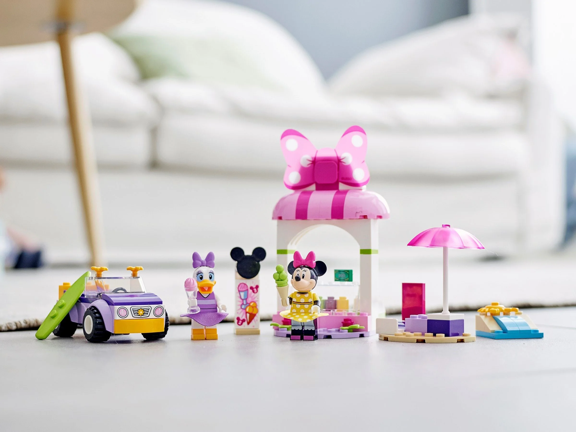 Minnie's ice cream store 乐高 LEGO 10773 image 2