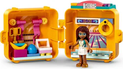 Good friend: Andrea's Swimming Game Box