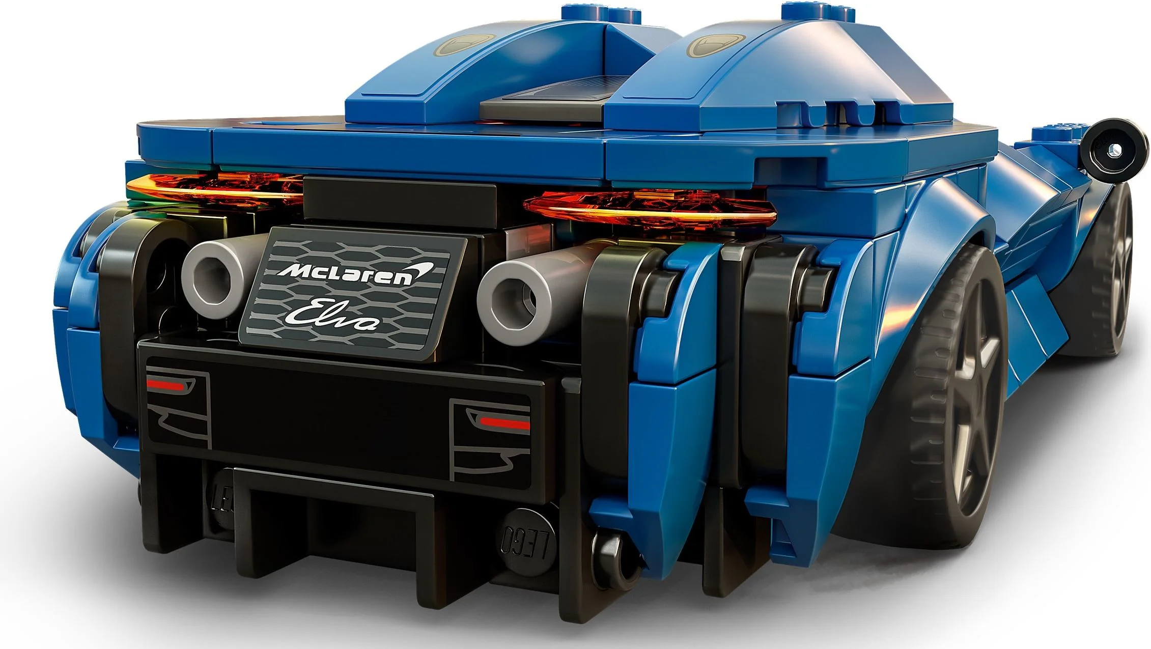 McAllan Elva LEGO 76902 image 4
