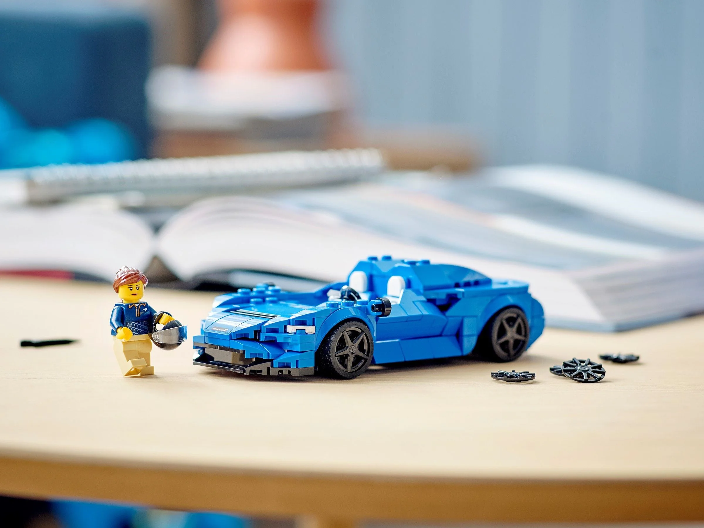 McAllan Elva LEGO 76902 image 8
