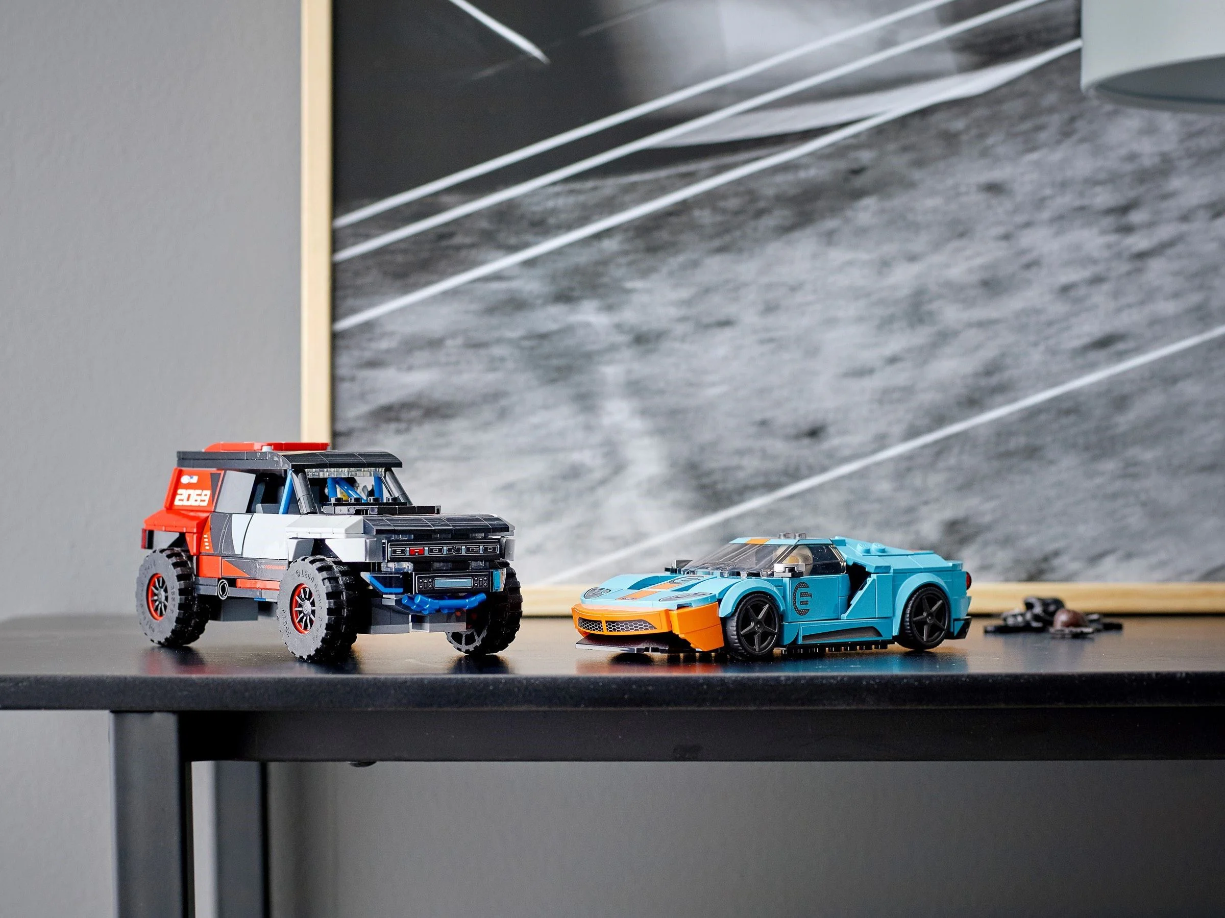 Ford GT Heritage Edition and Bronco R 乐高 LEGO 76905 image 4