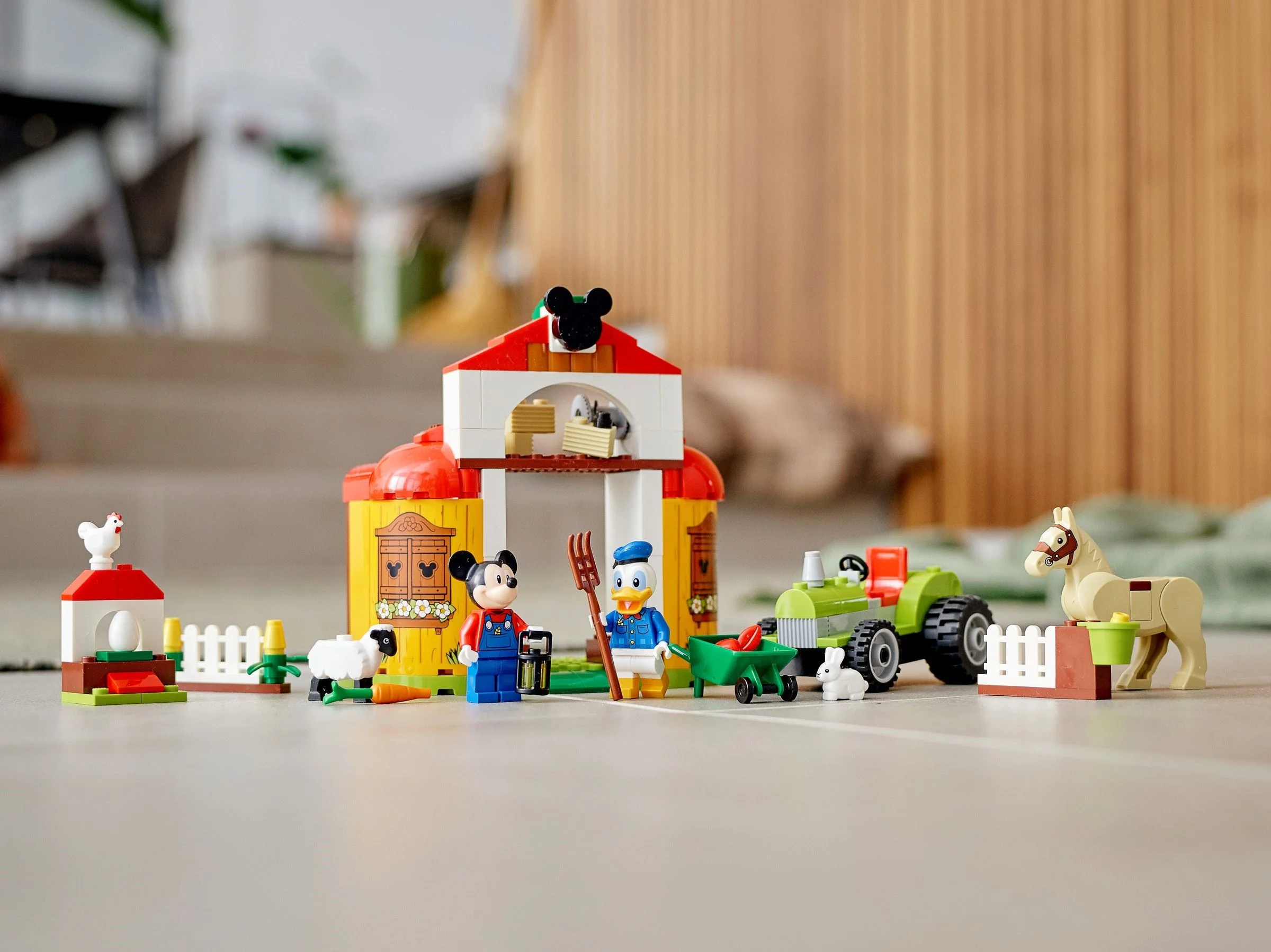 Mickey and his friends: Mickey and Don Duck's farm 乐高 LEGO 10775 image 3