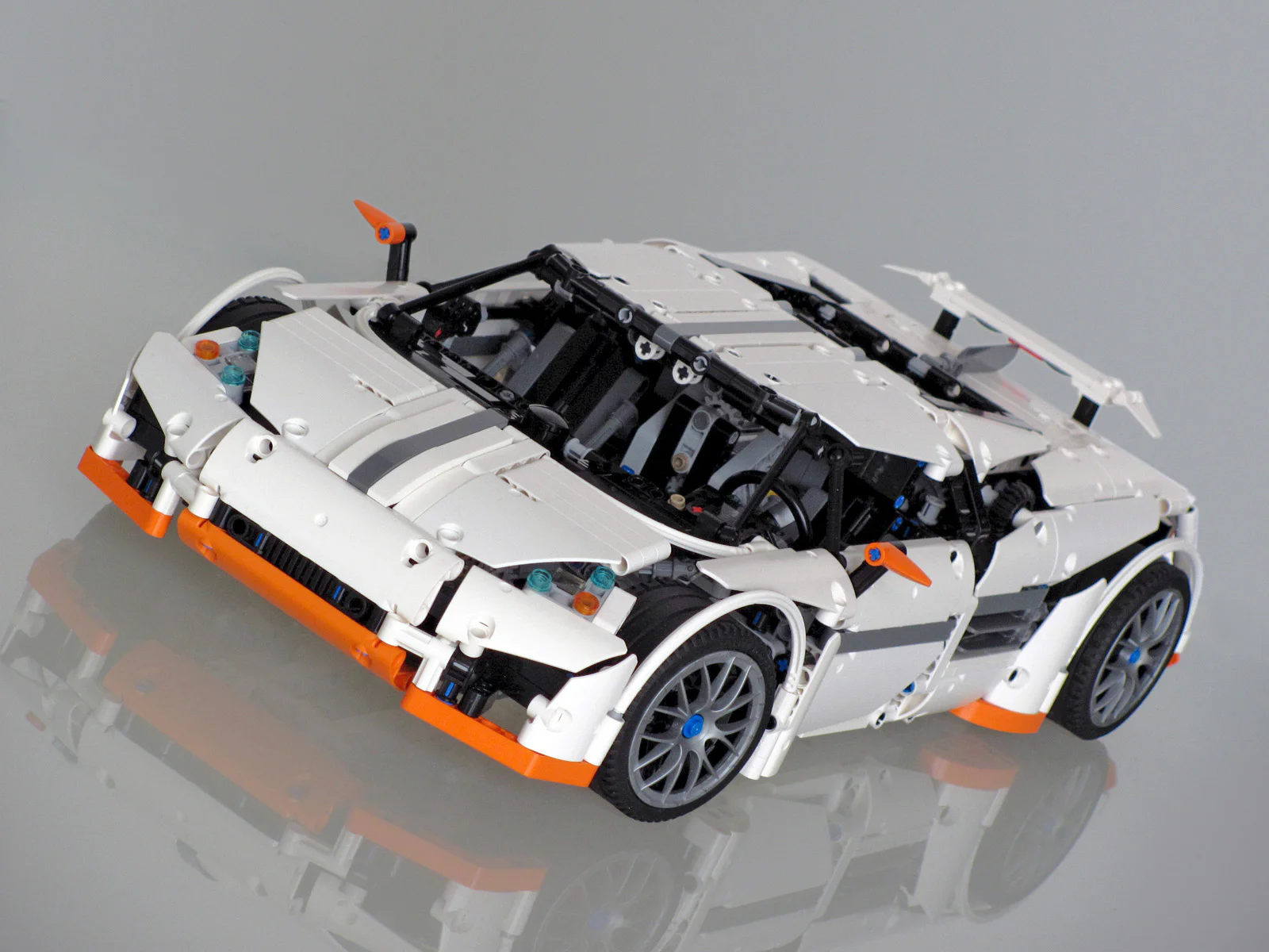 Predator Super Sports Car MOC-2811 image 6