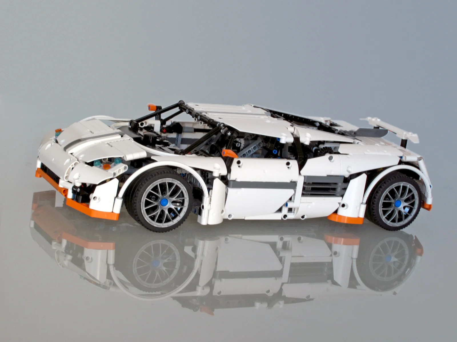 Predator Super Sports Car MOC-2811 image 33
