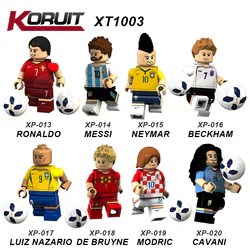 Eight People: World Cup