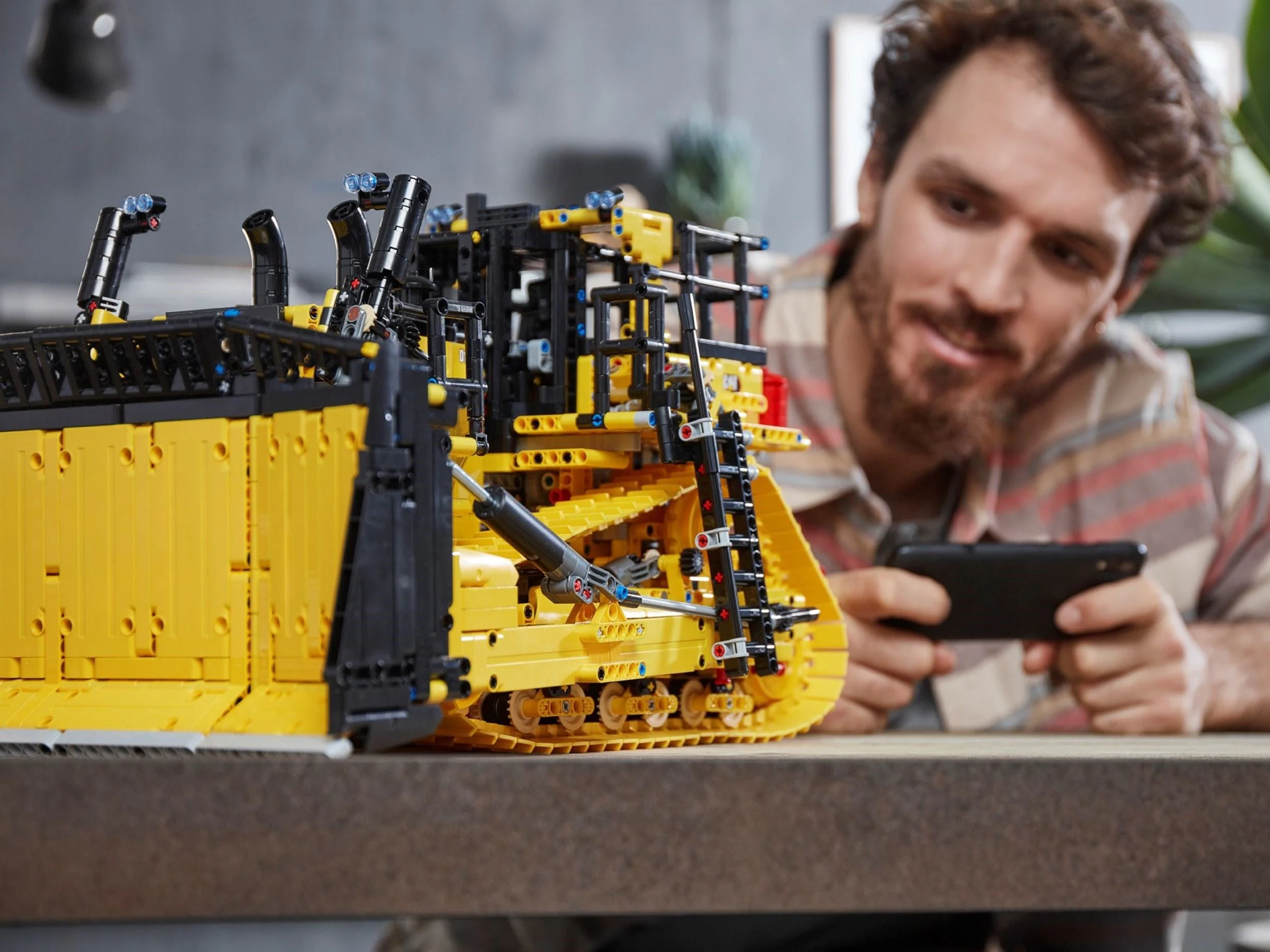 CATERPILLAR D11 BULLDOZER 乐高 LEGO 42131 image 5