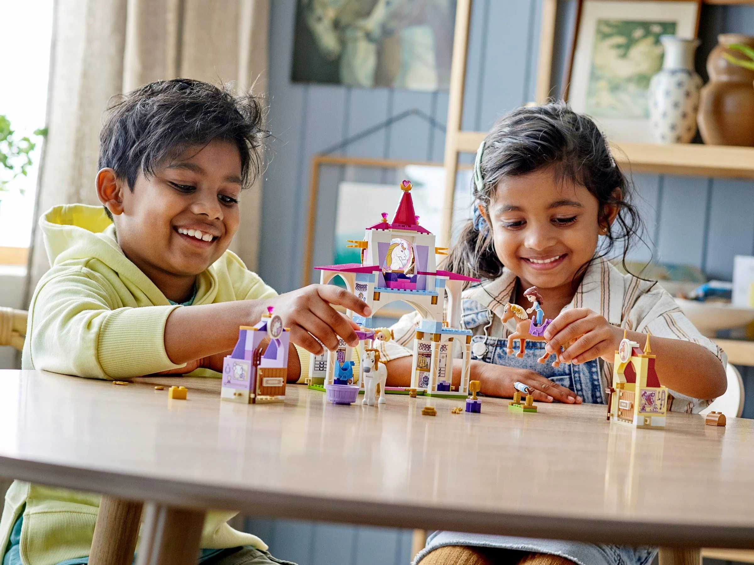 Belle and Rapunzel's royal stable 乐高 LEGO 43195 image 3