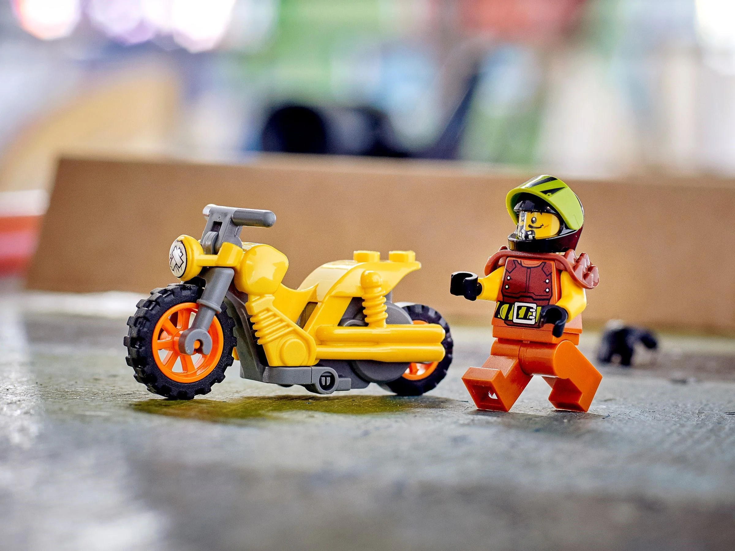 Special effects: motorcycle impact stunts 乐高 LEGO 60297 image 2