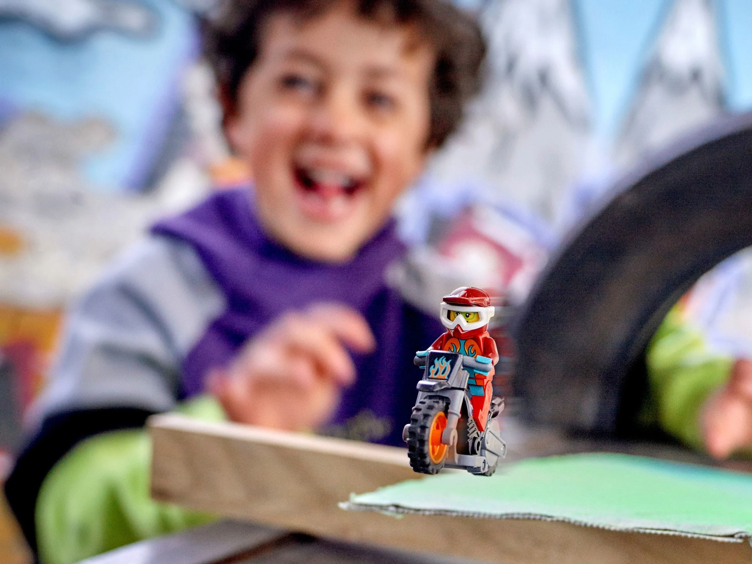 Special effects: Fire Commissioner stunt motorcycle 乐高 LEGO 60311 image 10