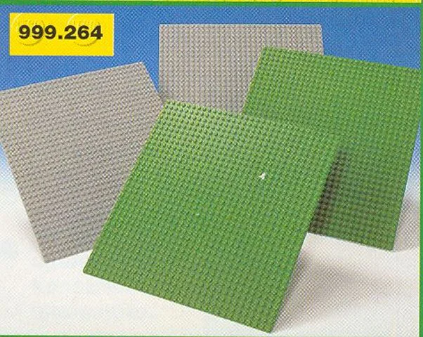 Large base plate, 32 inches by 32 inches. 乐高 LEGO 9264
