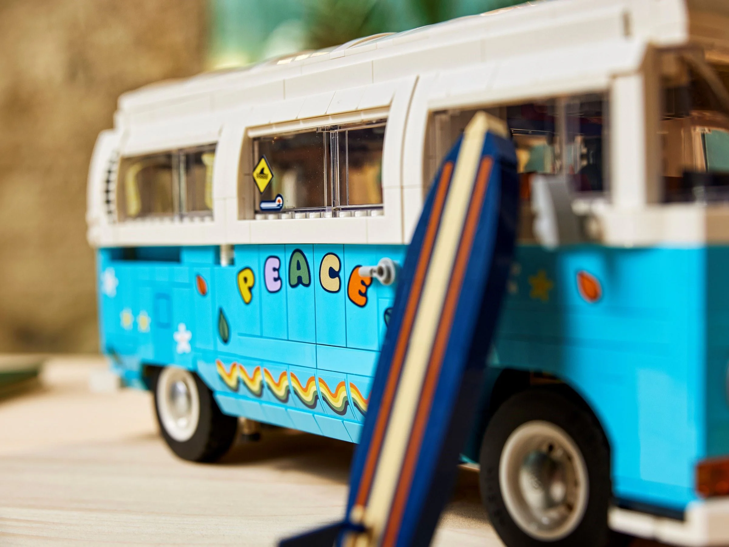 MASS T2 CAMPER 乐高 LEGO 10279 image 11