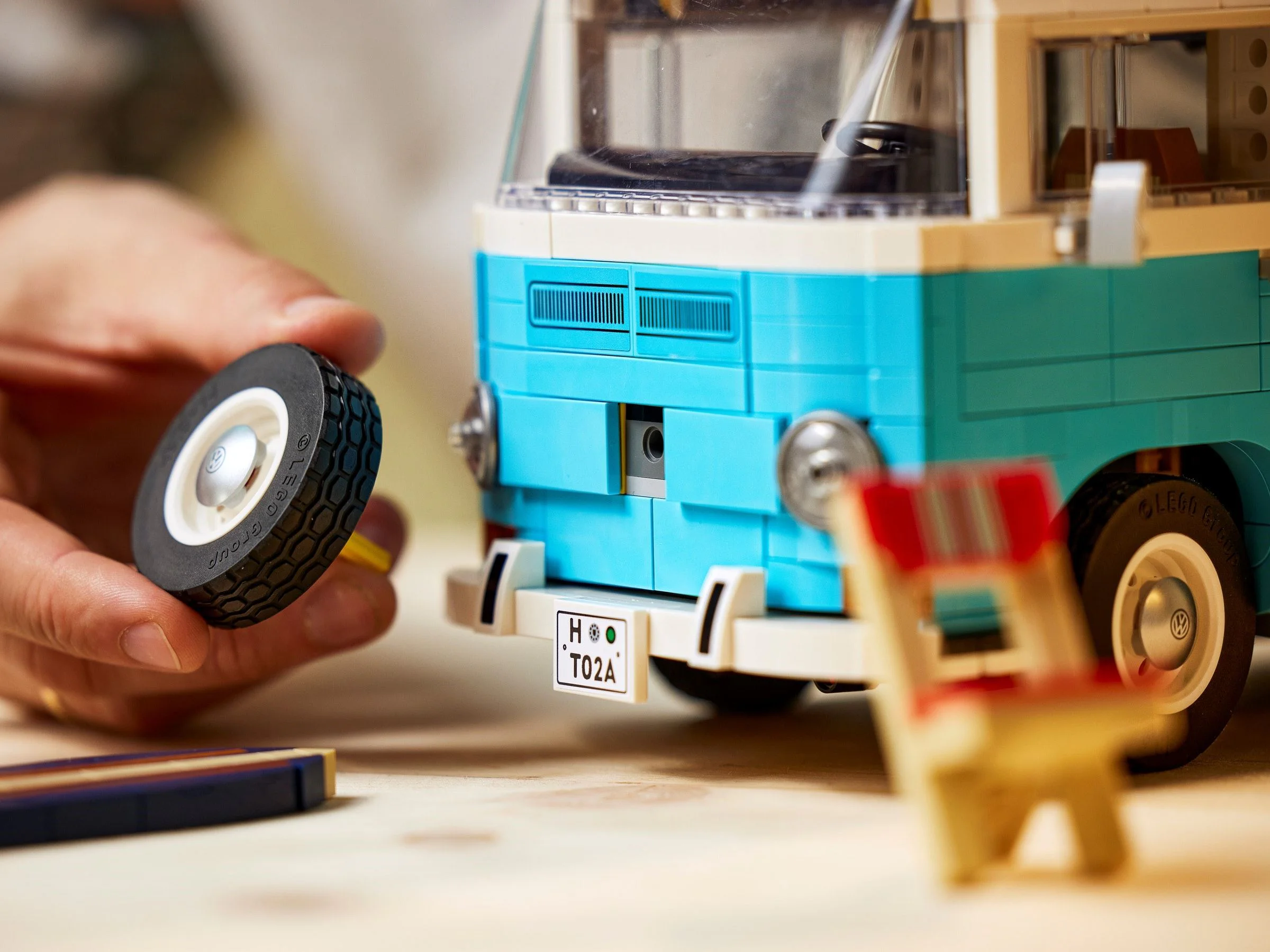 MASS T2 CAMPER 乐高 LEGO 10279 image 13