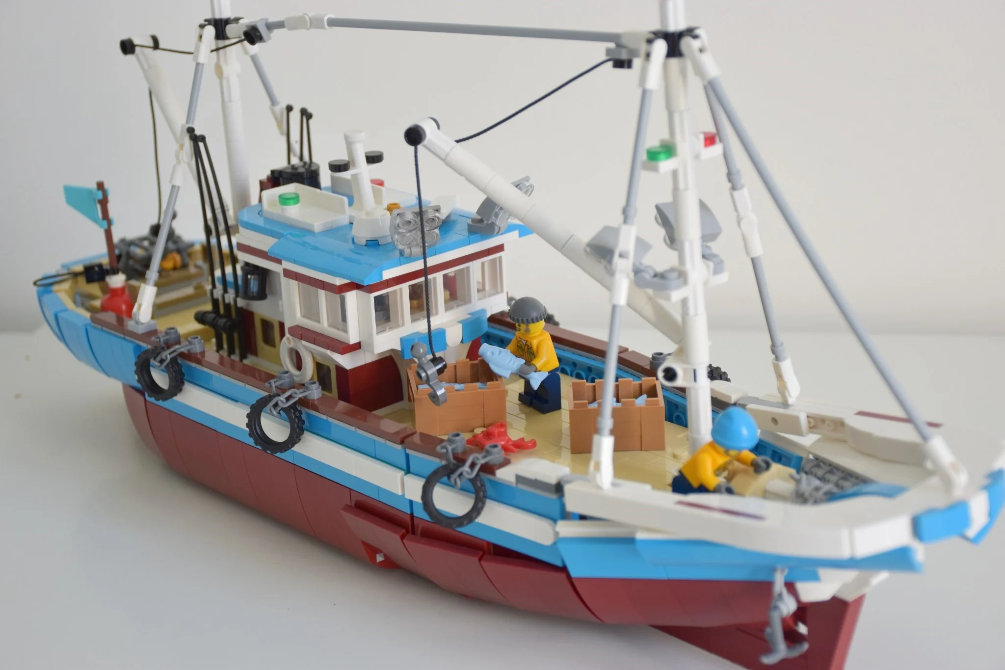Large Fishing Boat 乐高 LEGO 910010 image 1