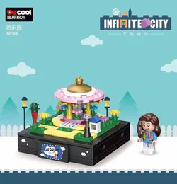 Infinity City - Playground: Rounded Horses