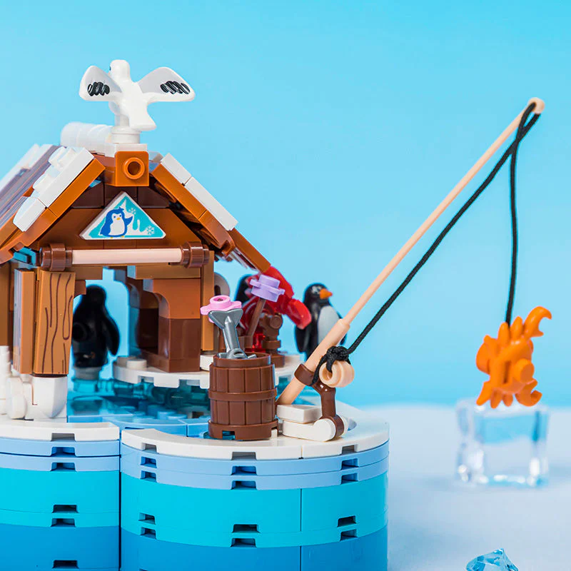 Childlike Interaction: 4 Types - Snow Ground BBQ, Godly Guidance, Flying Ship from Heaven, Happy Hedgehog Hunting 拼奇积木 Pantasy 61003 image 5