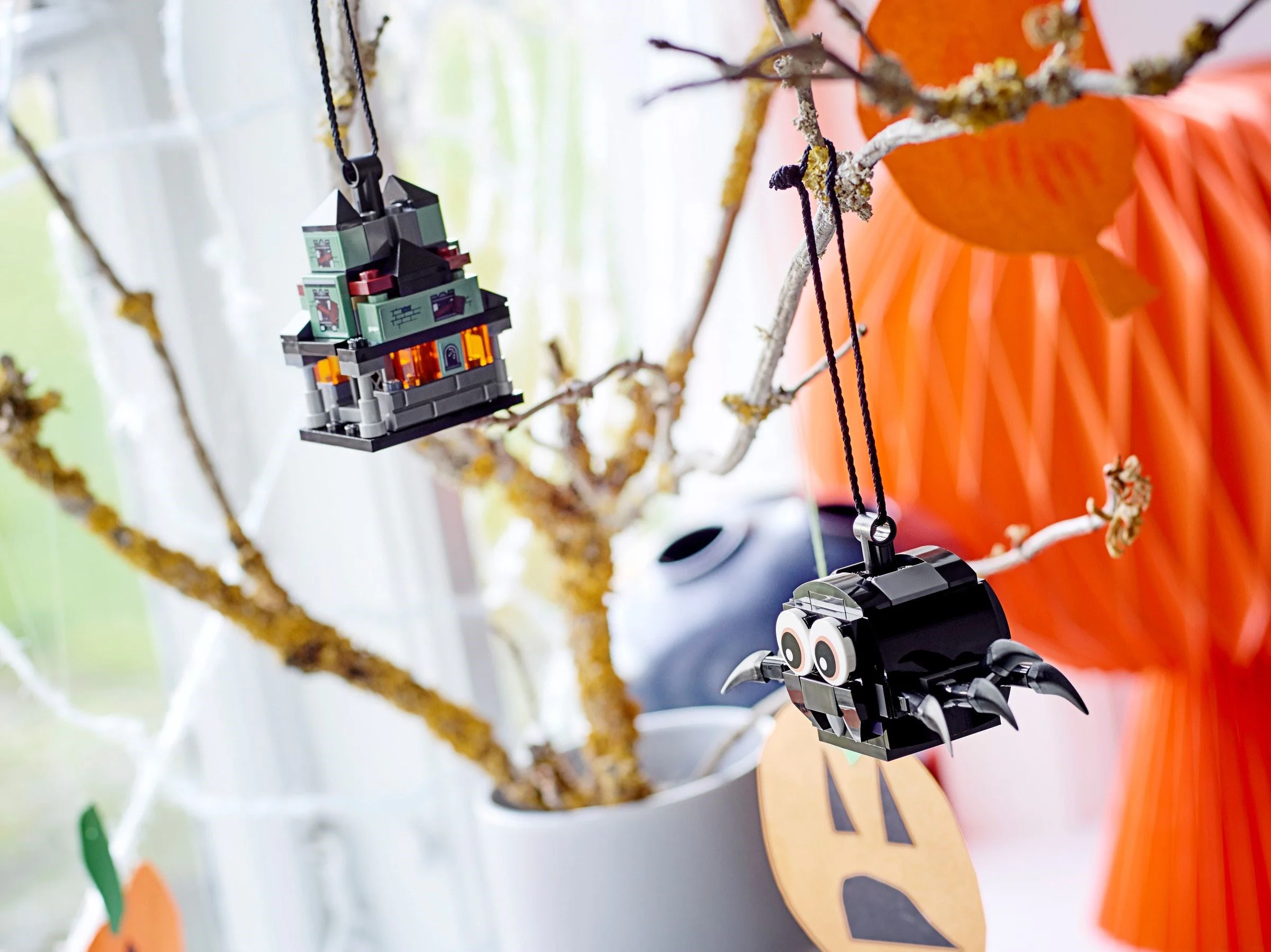 Spider and ghost house 乐高 LEGO 40493 image 1