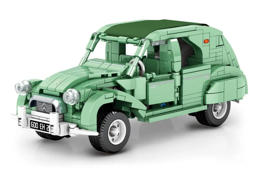 BEIJING AUTOMOTIVE MUSEUM: IRON DRAGON 2CV 森宝 SEMBO 705500