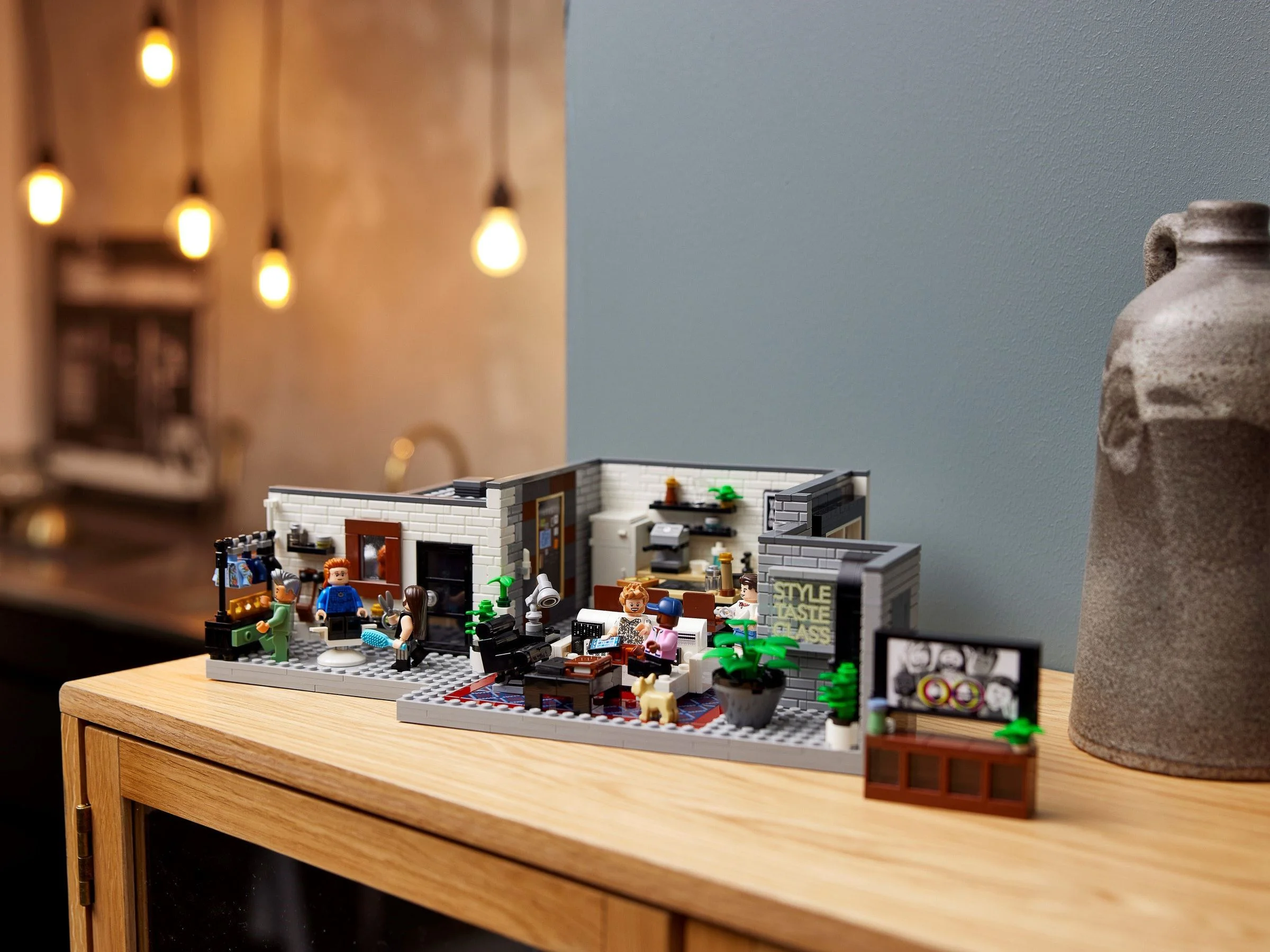 "Sugar Rush" – "Mysterious Five" Apartment 乐高 LEGO 10291 image 21