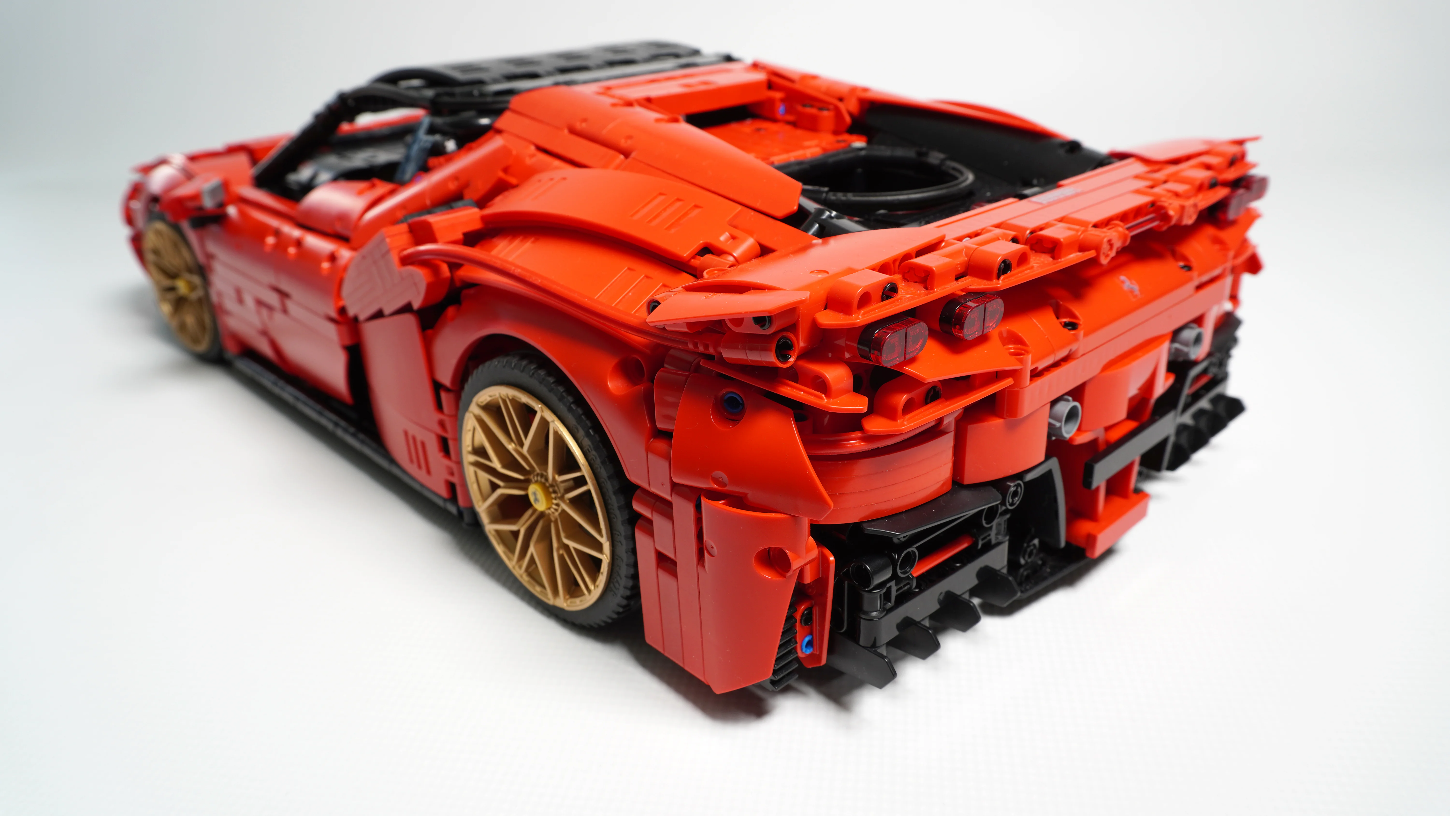 Ferrari SF90 Stradale MOC-72952 image 2