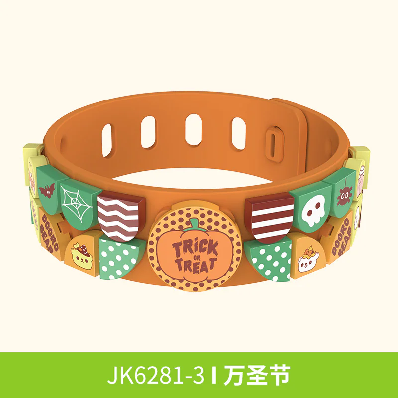 Limited Edition JAKI × Mochi Bear Co-Brand Wristwatch, 4 Varieties: Star Sea Shell, Star Sea Travel Journal, Halloween, and Multi-Muscle Sports Meeting. 佳奇积木 JAKI JK6281-2 image 3