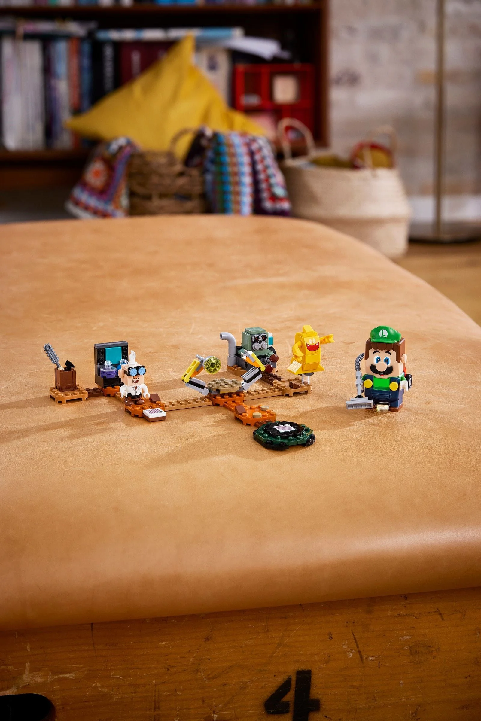 Luigi House Laboratory and Poltergust Extension Suite 乐高 LEGO 71397 image 2