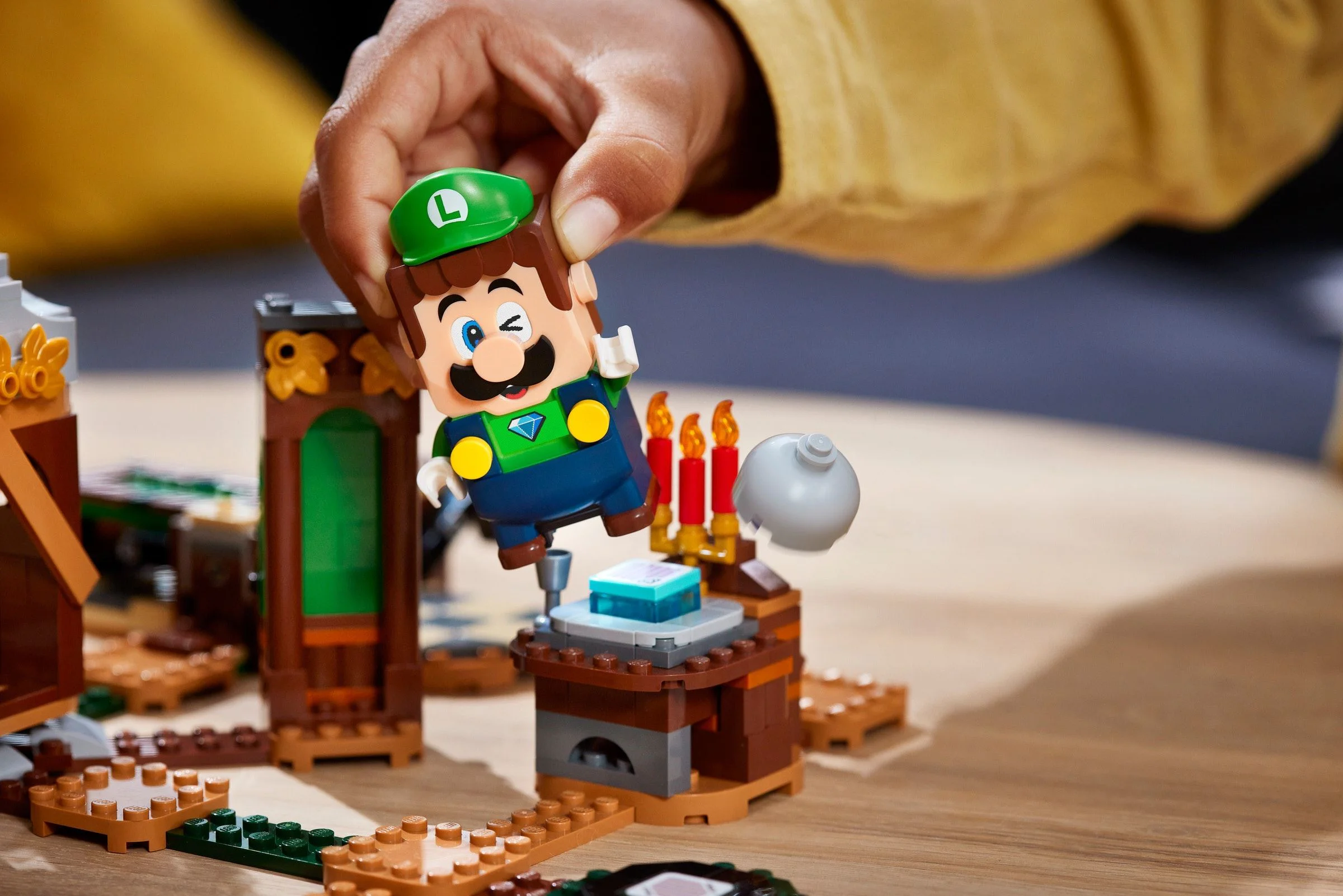 The ghost of the Luigi House has an extended suit 乐高 LEGO 71401 image 4