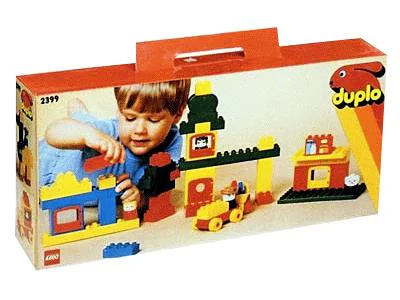 Settlement Township LEGO 2399