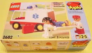 Ambulance 乐高 LEGO 2682 image 1