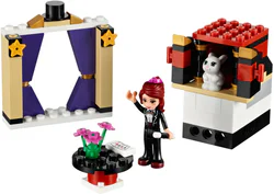 Mia's Magic Show