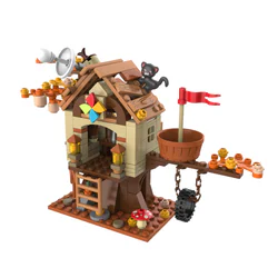 Three Squirrel Squirrel Small: Forest Tree House