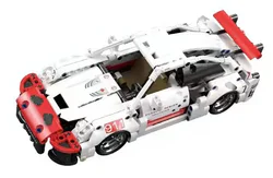 Riot build-up: Porsche 911