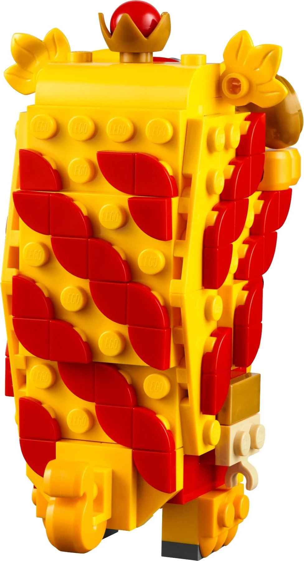 A lion dancer LEGO 40540 image 2