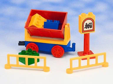 Offload a truck. 乐高 LEGO 2739