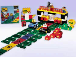Racing car