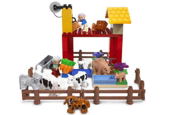 Small Farm LEGO 4686 image 2